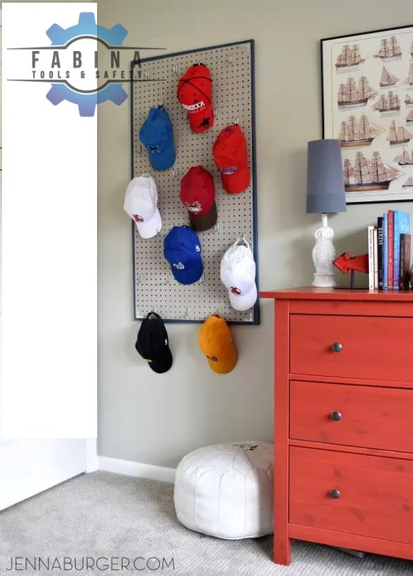 10+ Ý Tưởng Trang Trí Sáng Tạo Với Vách Lưới Pegboard